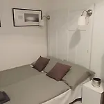 Apartamento Dinerdowntown In Váci Street With Free Garage Budapest
