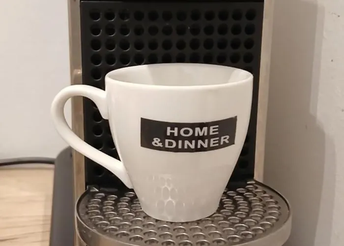 Dinerdowntown In Vaci Street With Free Garage Apartment